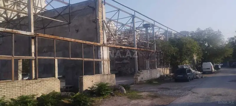 Kirayə verilir obyekt 2700 m²