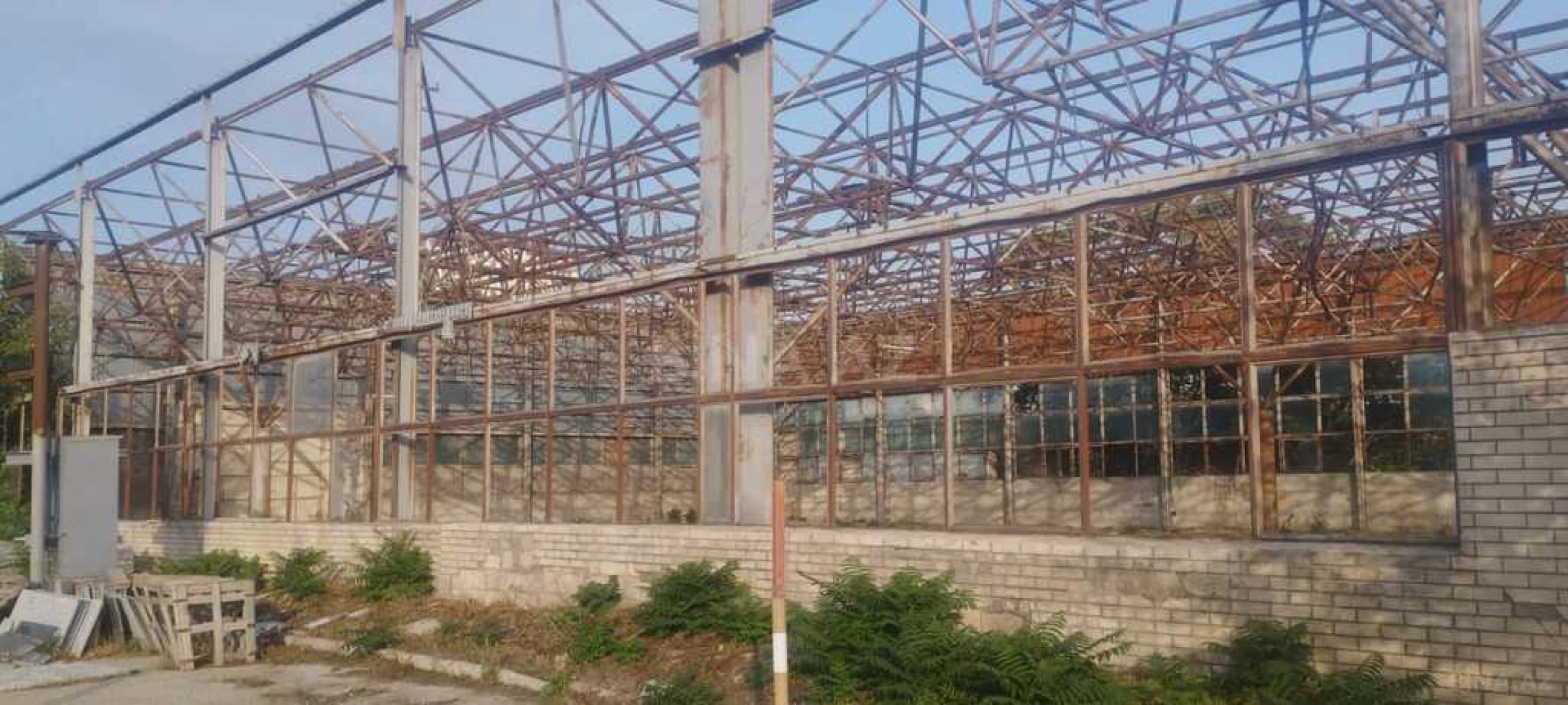 Kirayə verilir obyekt 2700 m²