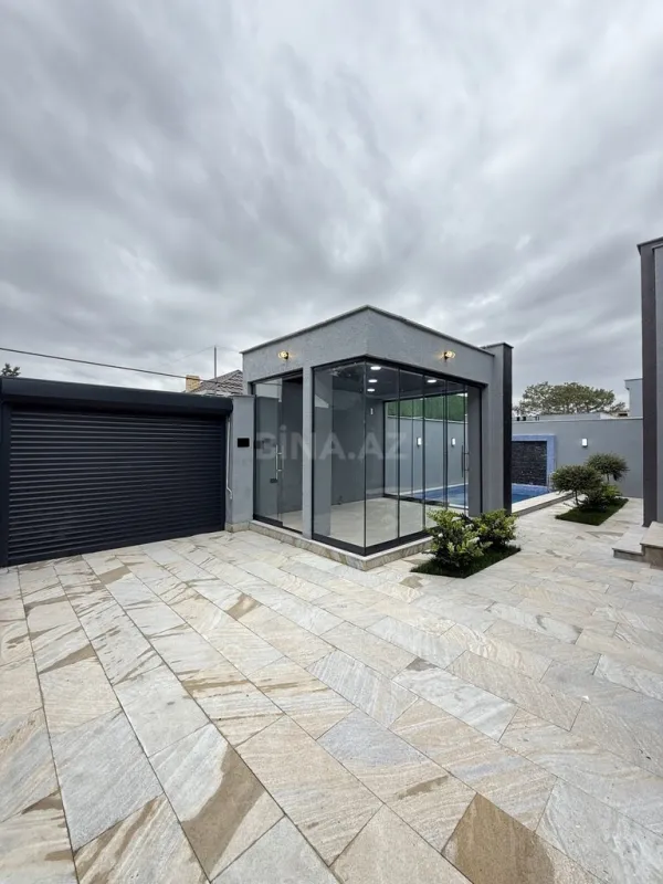 Satılır 4 otaqlı həyət evi 140 m²