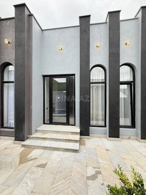 Satılır 4 otaqlı həyət evi 140 m²