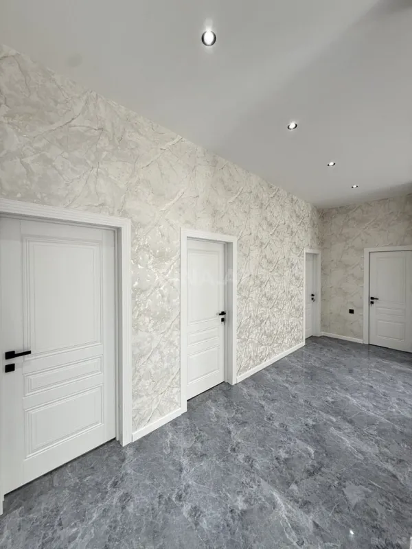 Satılır 4 otaqlı həyət evi 140 m²