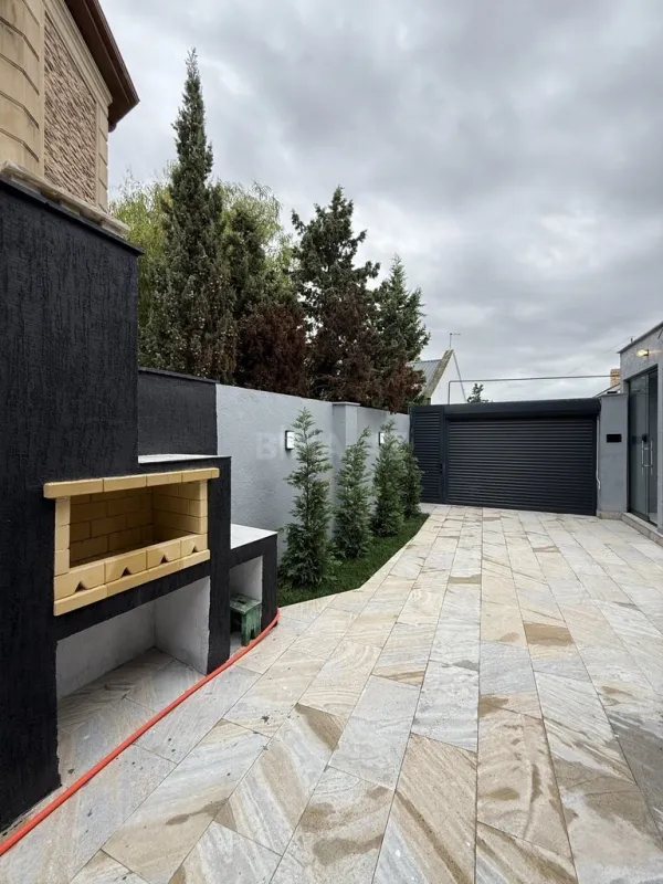 Satılır 4 otaqlı həyət evi 140 m²