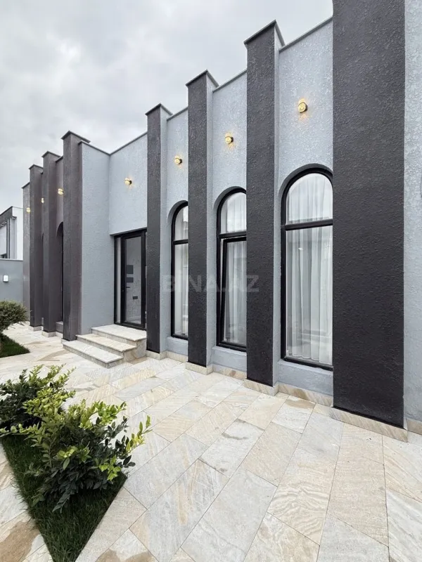 Satılır 4 otaqlı həyət evi 140 m²