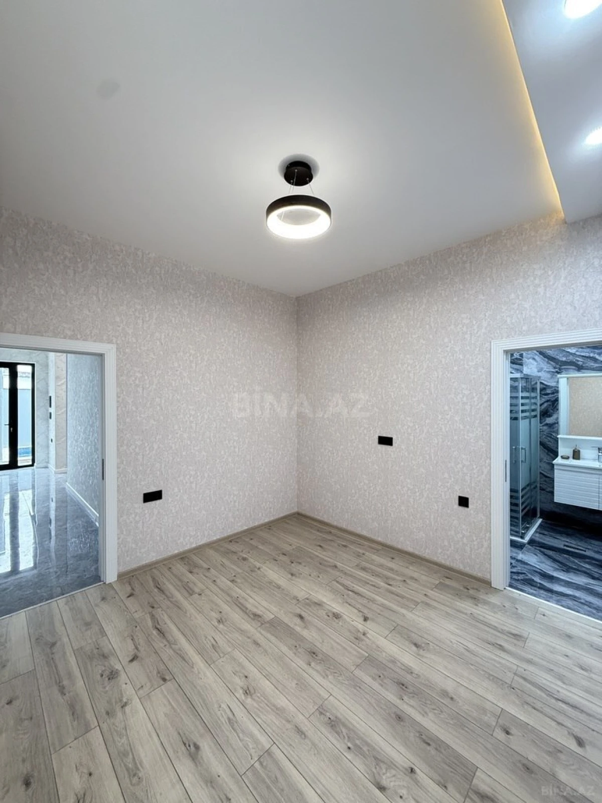 Satılır 4 otaqlı həyət evi 140 m²