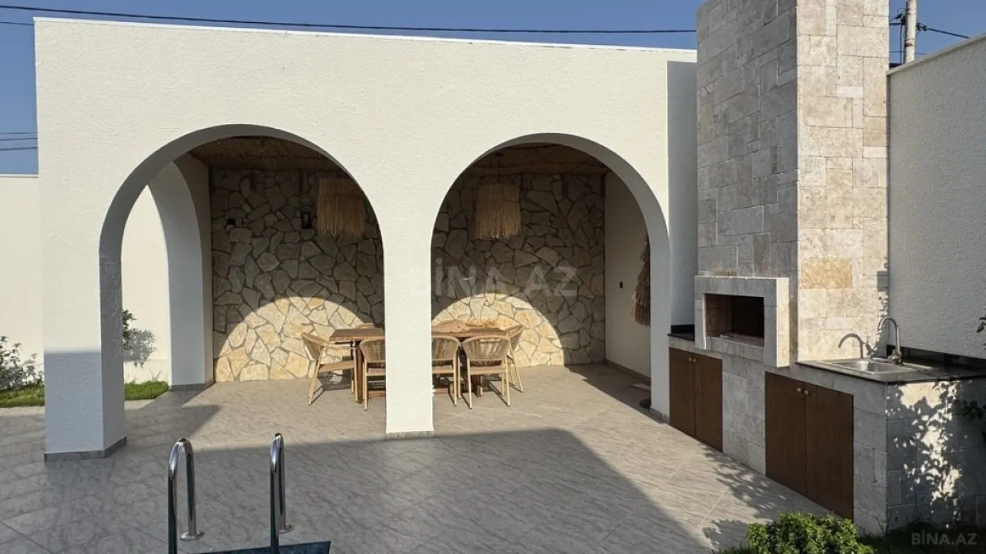 Satılır 4 otaqlı həyət evi 170 m²