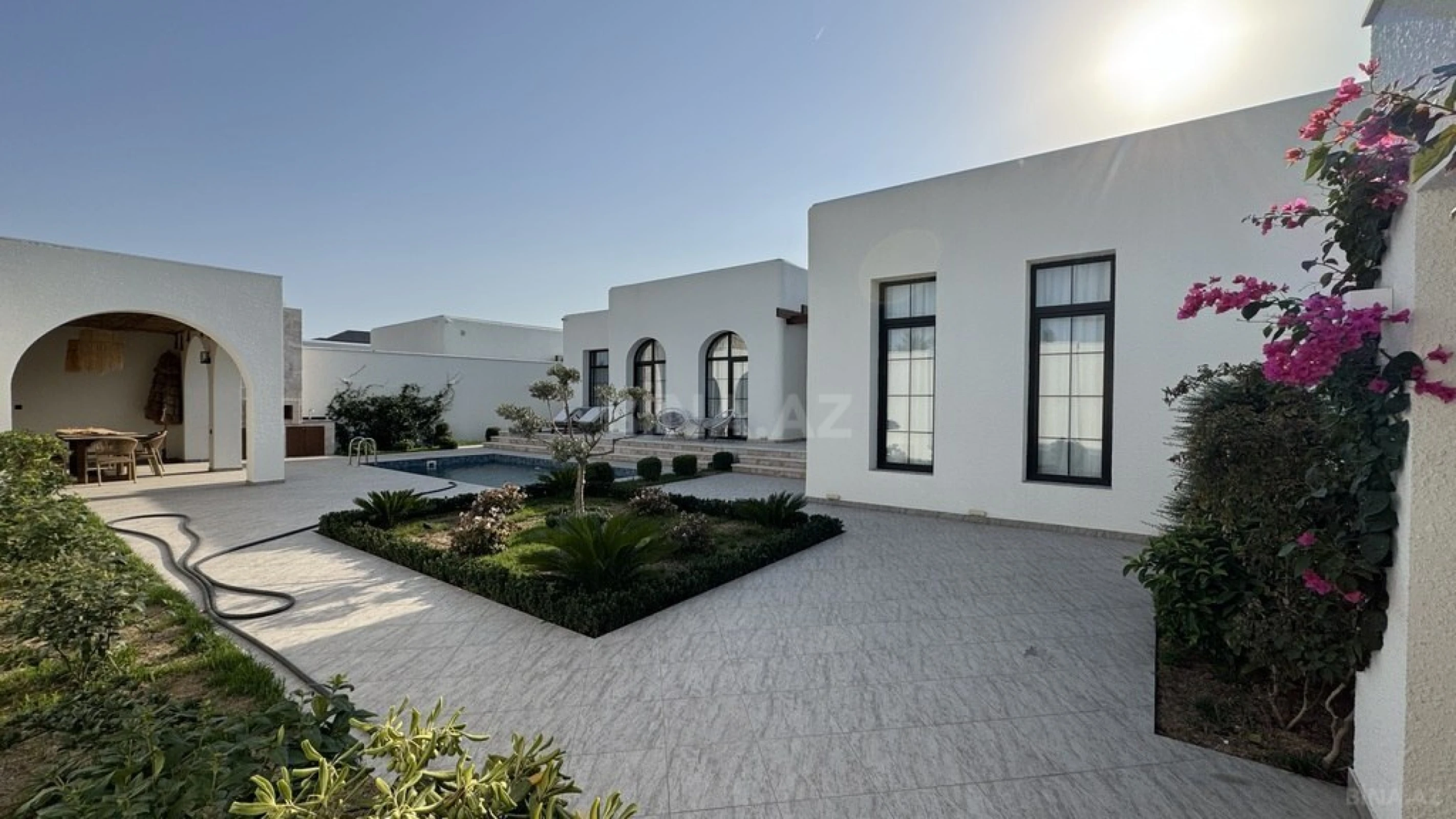 Satılır 4 otaqlı həyət evi 170 m²