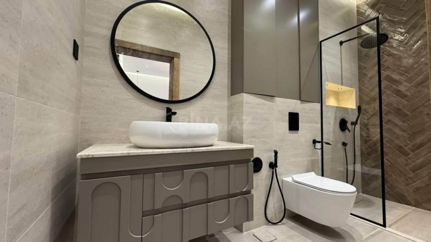 Satılır 4 otaqlı həyət evi 170 m²