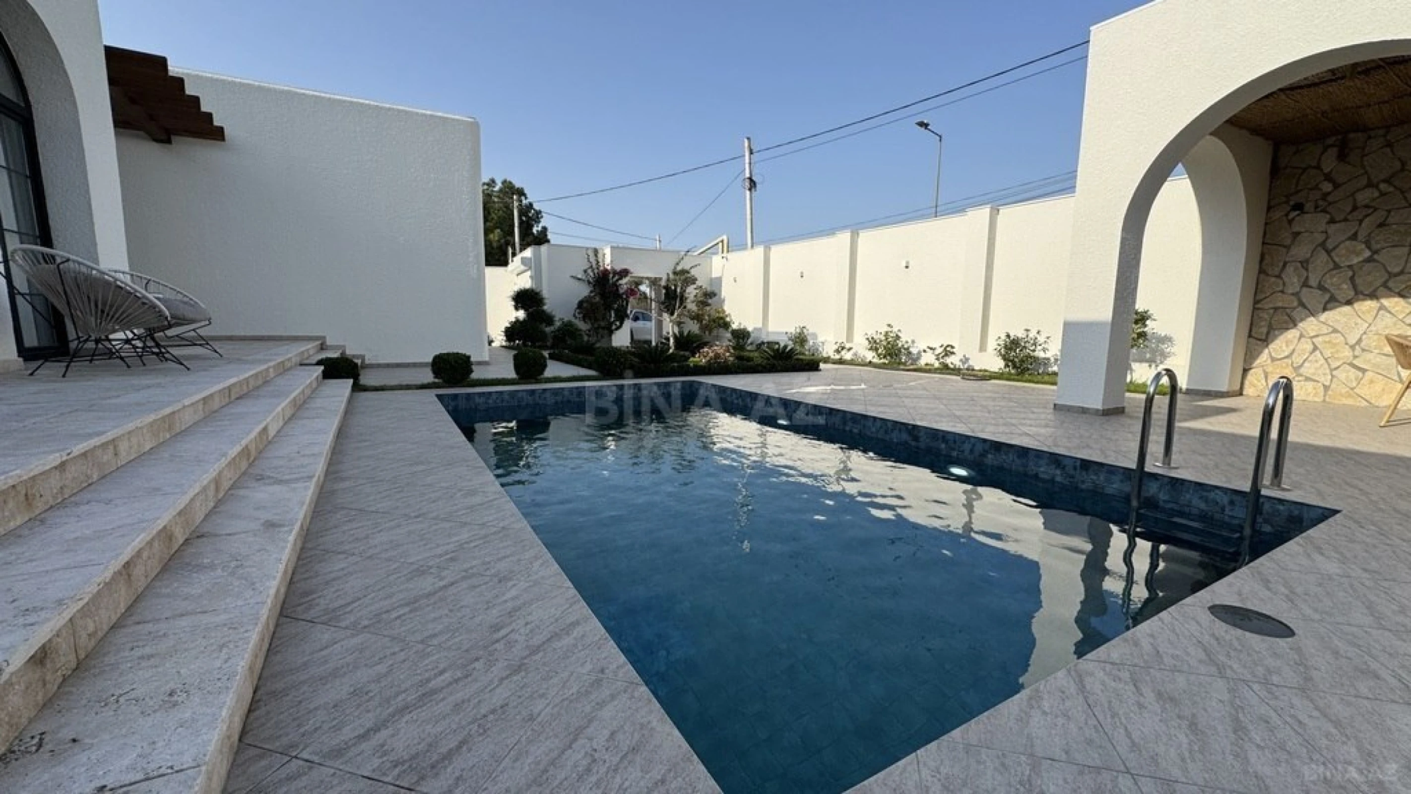 Satılır 4 otaqlı həyət evi 170 m²