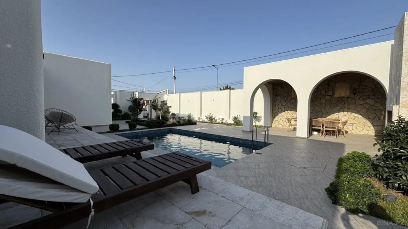 Satılır 4 otaqlı həyət evi 170 m²