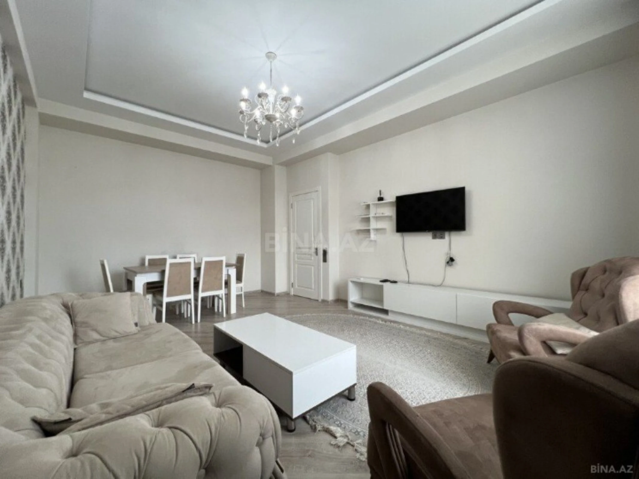 Kirayə verilir 3 otaqlı mənzil 120 m²