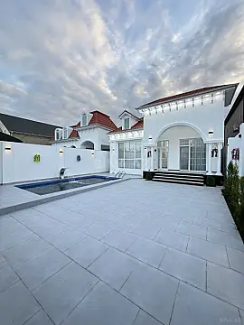 Satılır 4 otaqlı həyət evi 140 m²