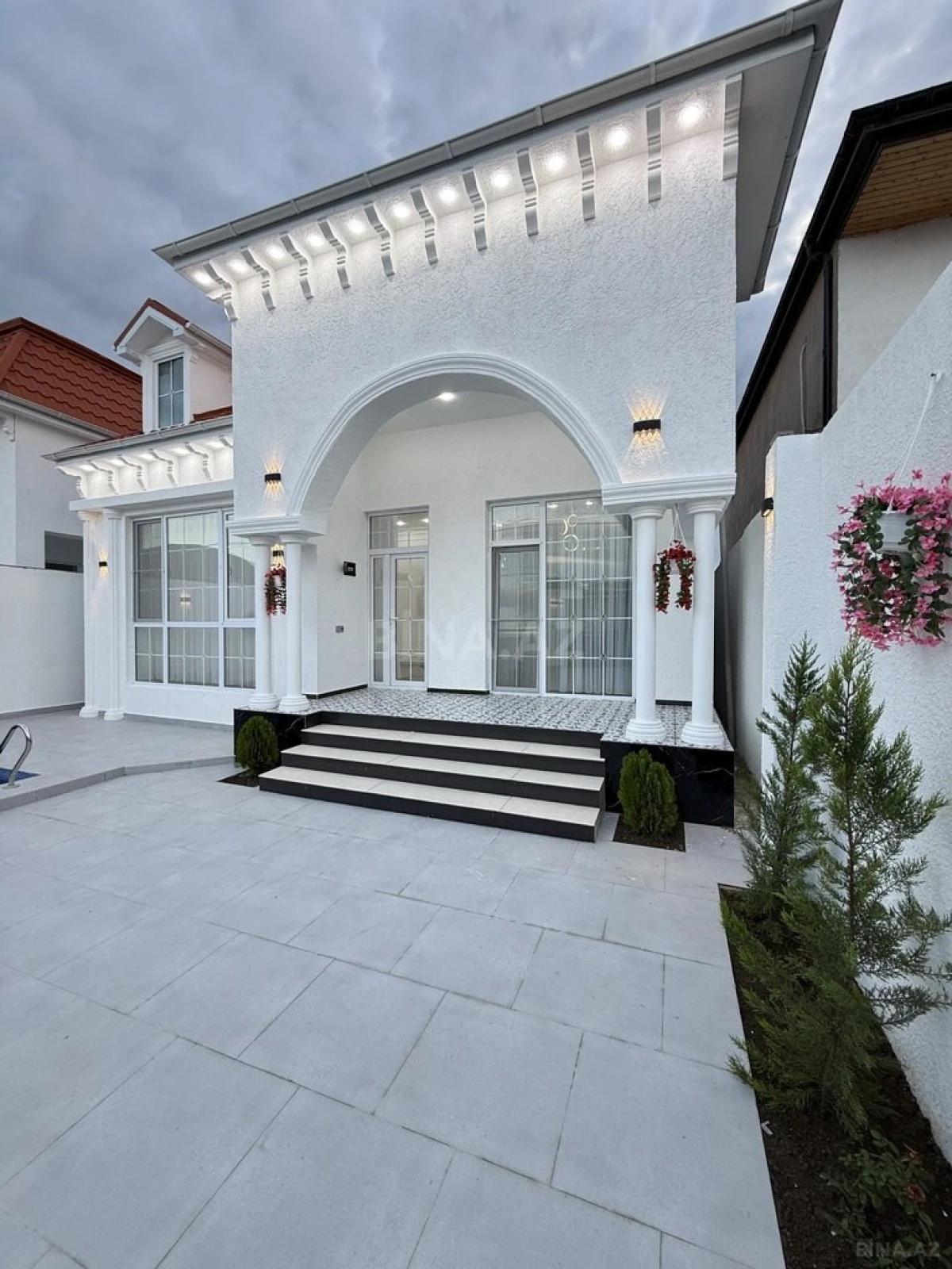 Satılır 4 otaqlı həyət evi 140 m²