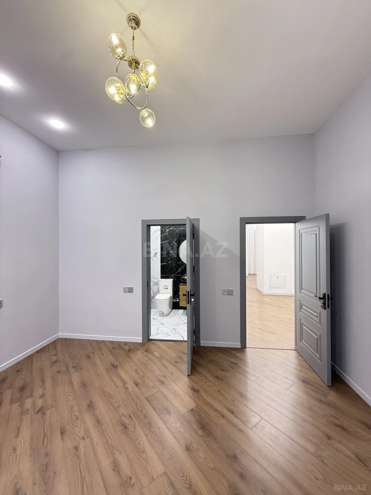 Satılır 4 otaqlı həyət evi 140 m²