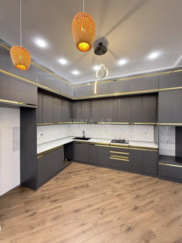 Satılır 4 otaqlı həyət evi 140 m²