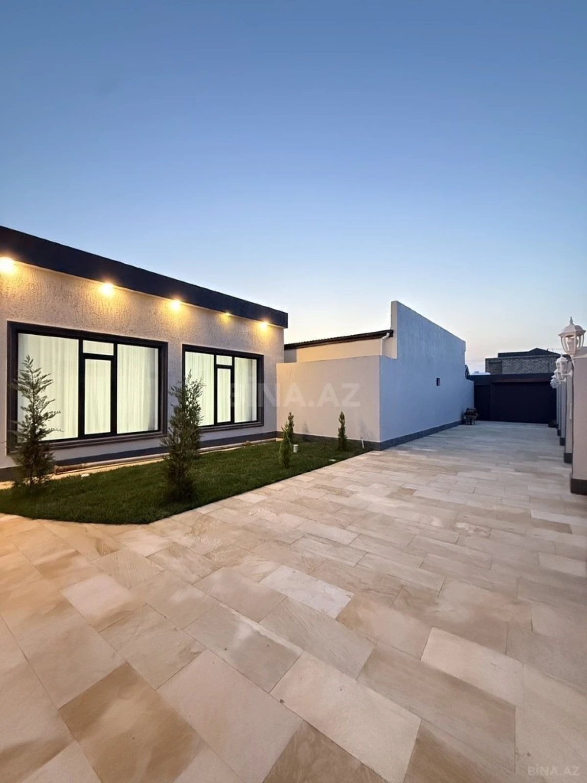 Satılır 4 otaqlı həyət evi 160 m²