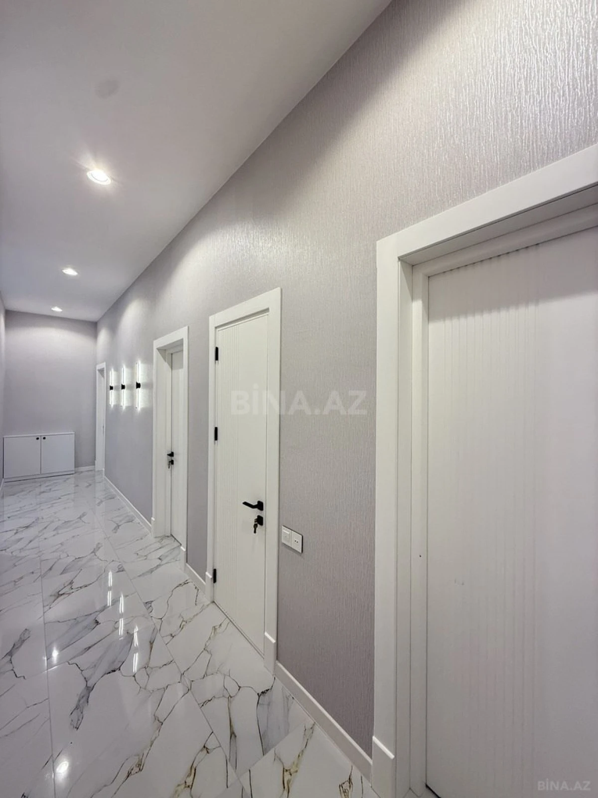 Satılır 4 otaqlı həyət evi 160 m²