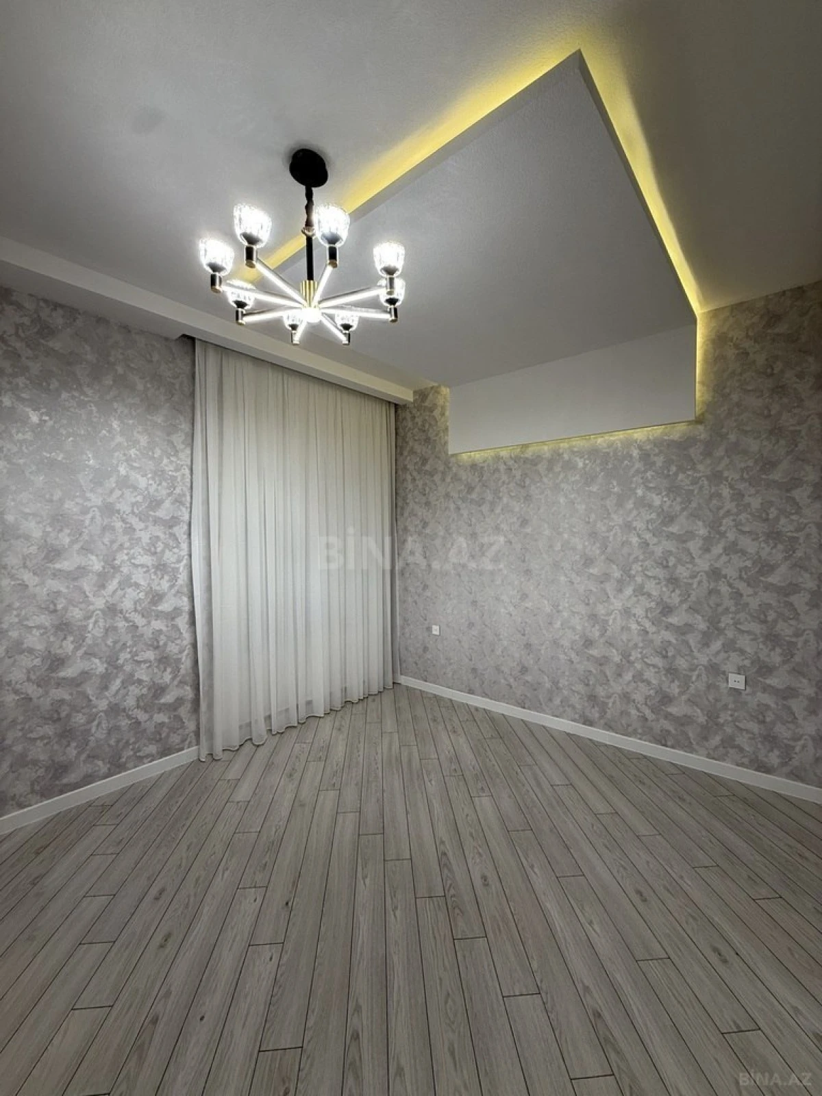 Satılır 4 otaqlı həyət evi 160 m²