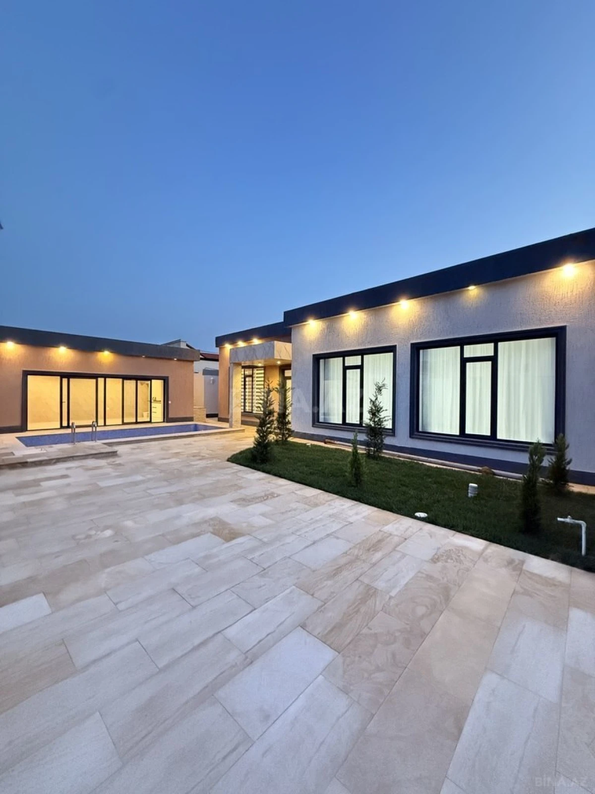Satılır 4 otaqlı həyət evi 160 m²