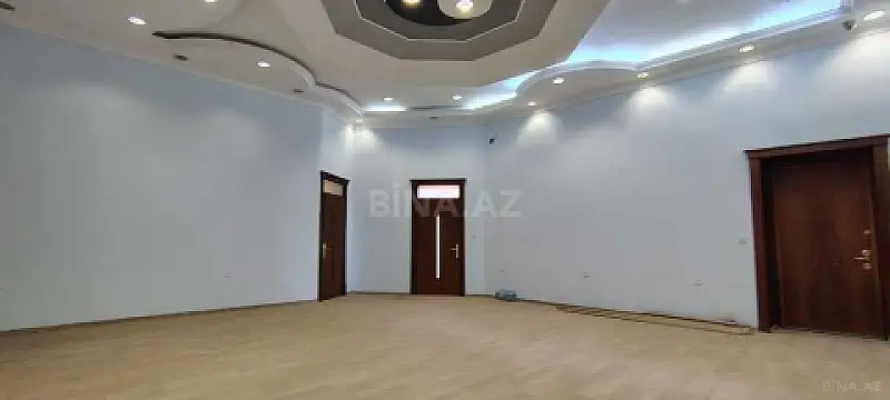Satılır 6 otaqlı mənzil 300 m²