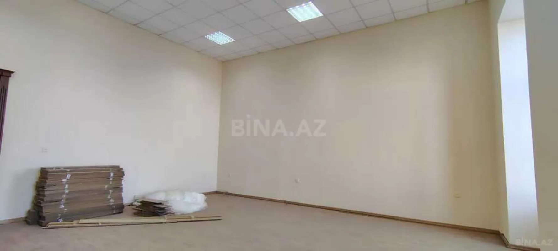 Satılır 6 otaqlı mənzil 300 m²