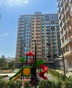 Satılır 5 otaqlı mənzil 267.5 m²