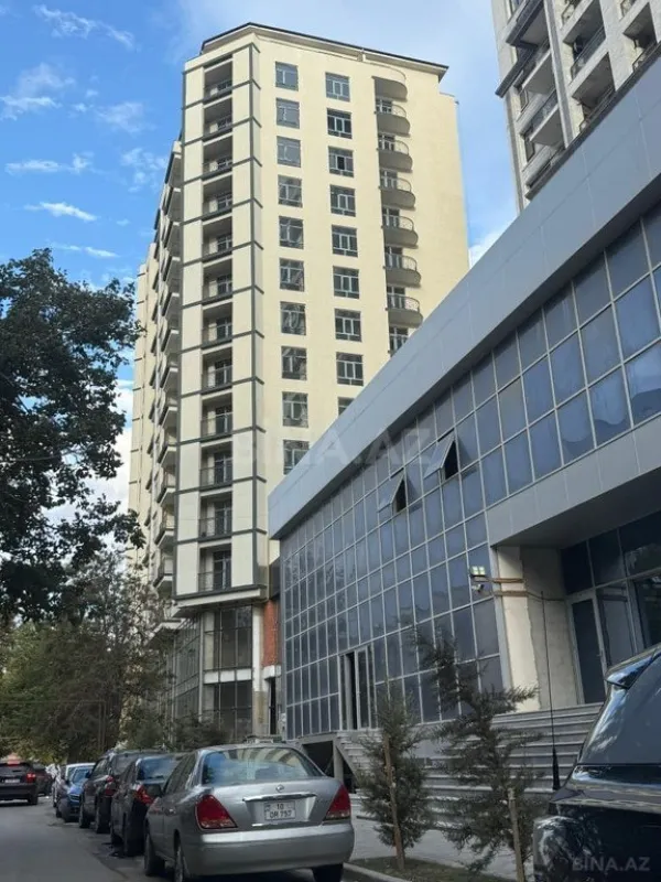 Satılır 2 otaqlı mənzil 85 m²