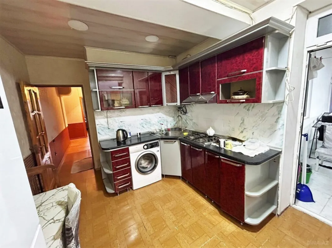 Satılır 3 otaqlı mənzil 85 m²