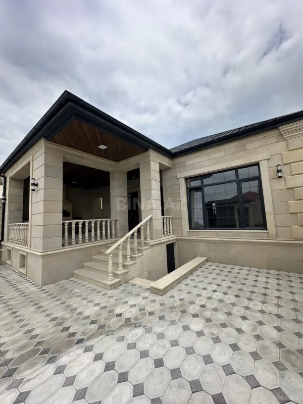 Satılır 4 otaqlı həyət evi 150 m²