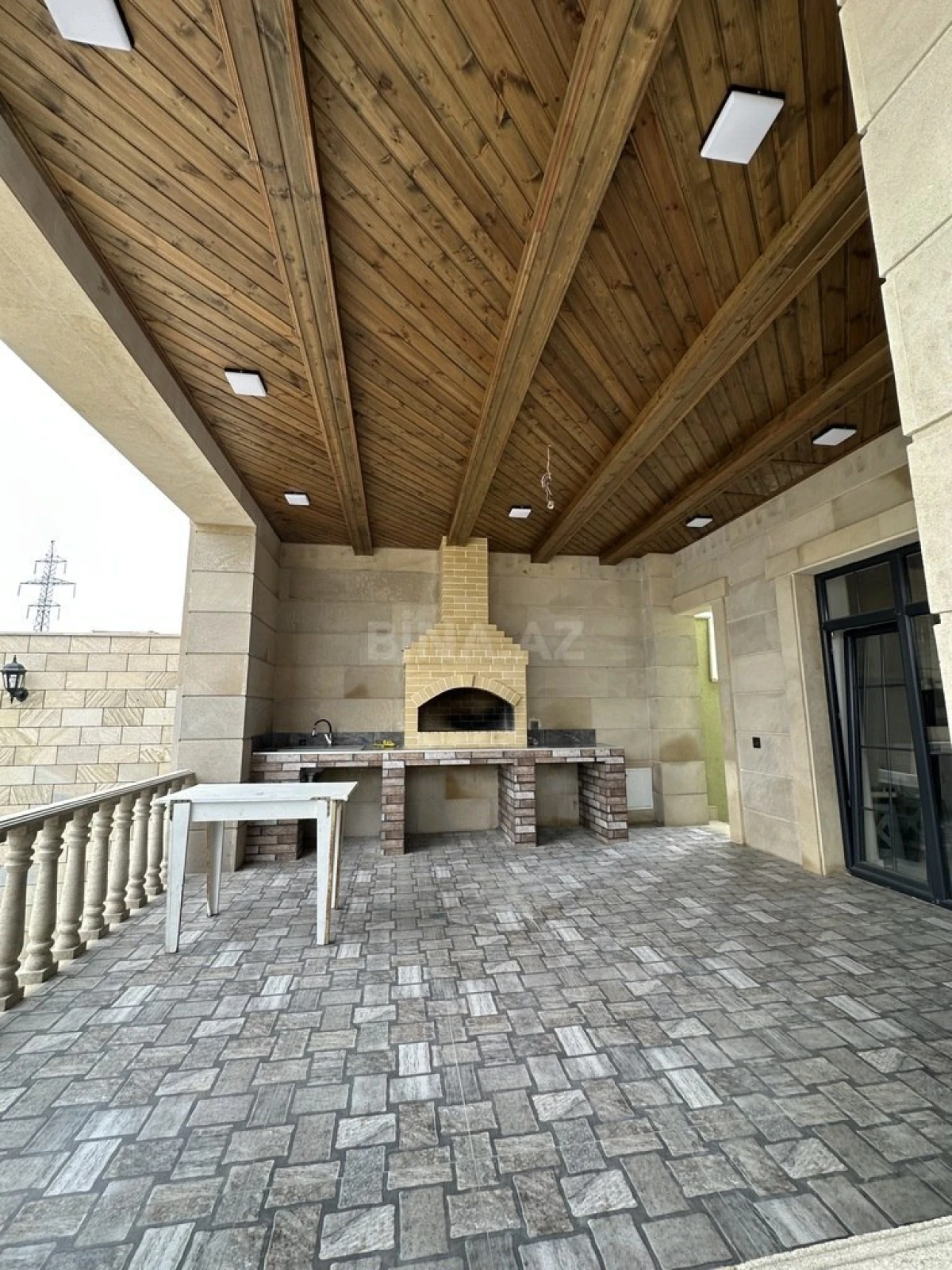 Satılır 4 otaqlı həyət evi 150 m²