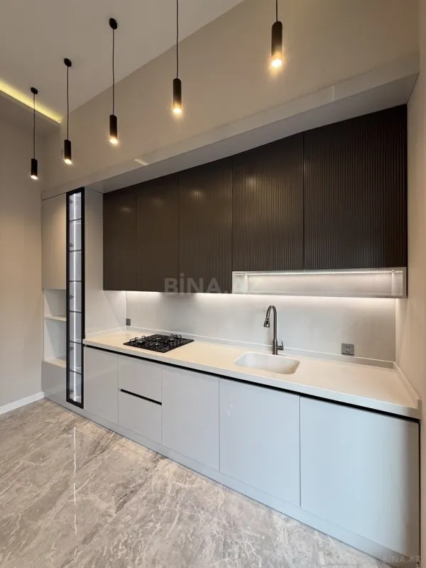 Satılır 5 otaqlı həyət evi 220 m²