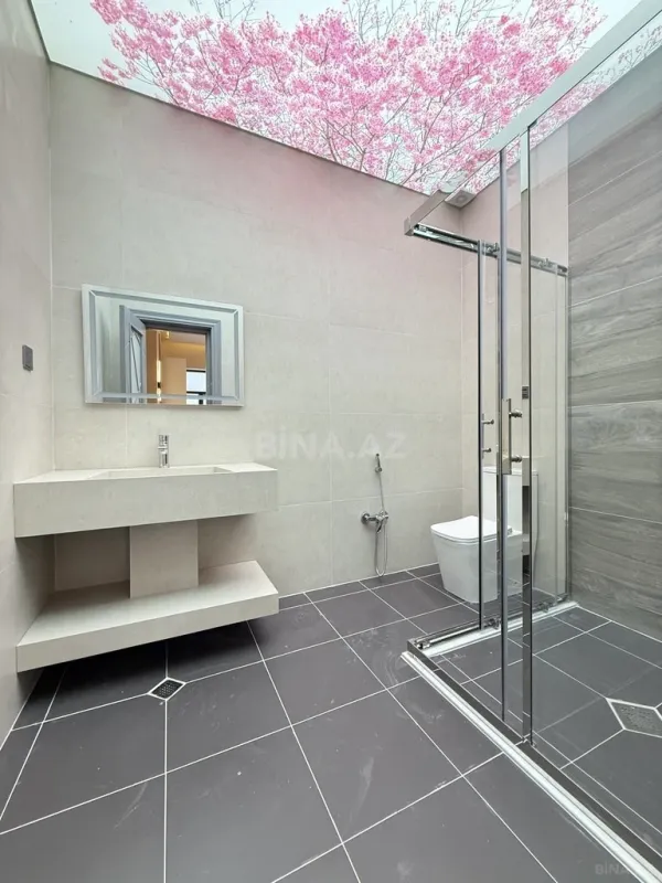 Satılır 5 otaqlı həyət evi 220 m²