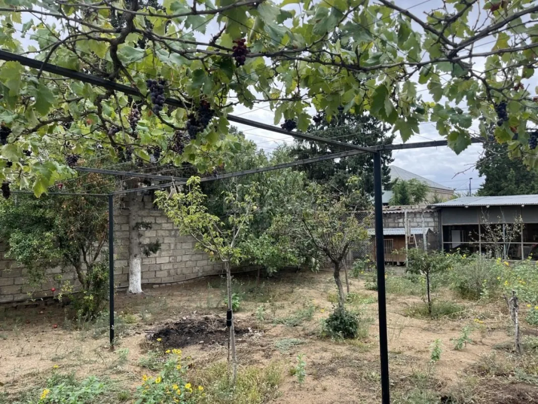 Satılır torpaq sahəsi 10 m²