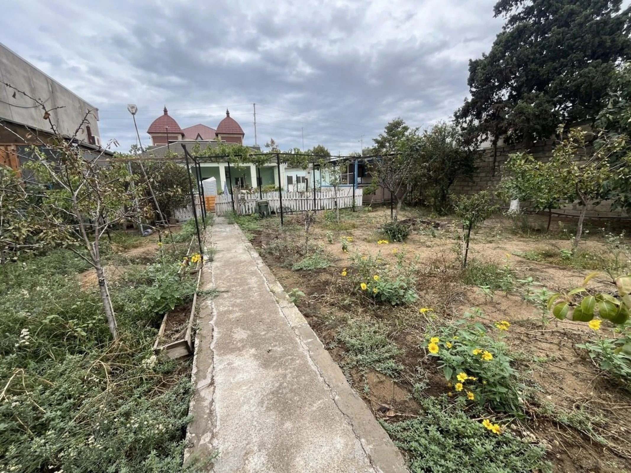 Satılır torpaq sahəsi 10 m²