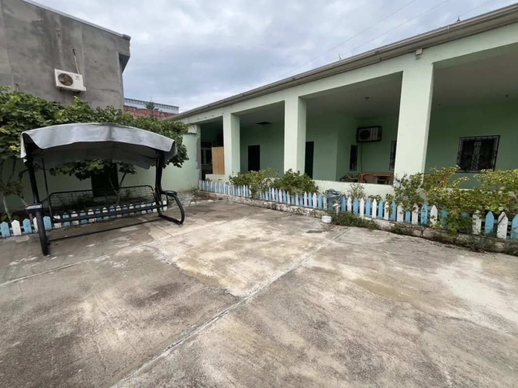 Satılır torpaq sahəsi 10 m²