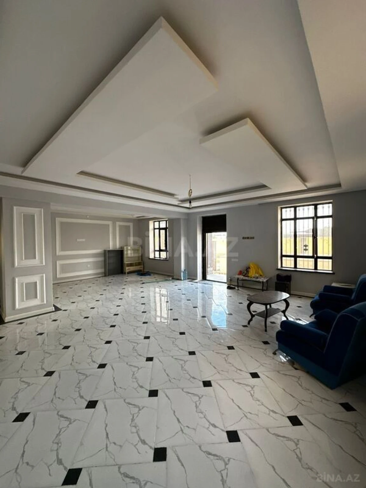 Satılır 5 otaqlı həyət evi 300 m²