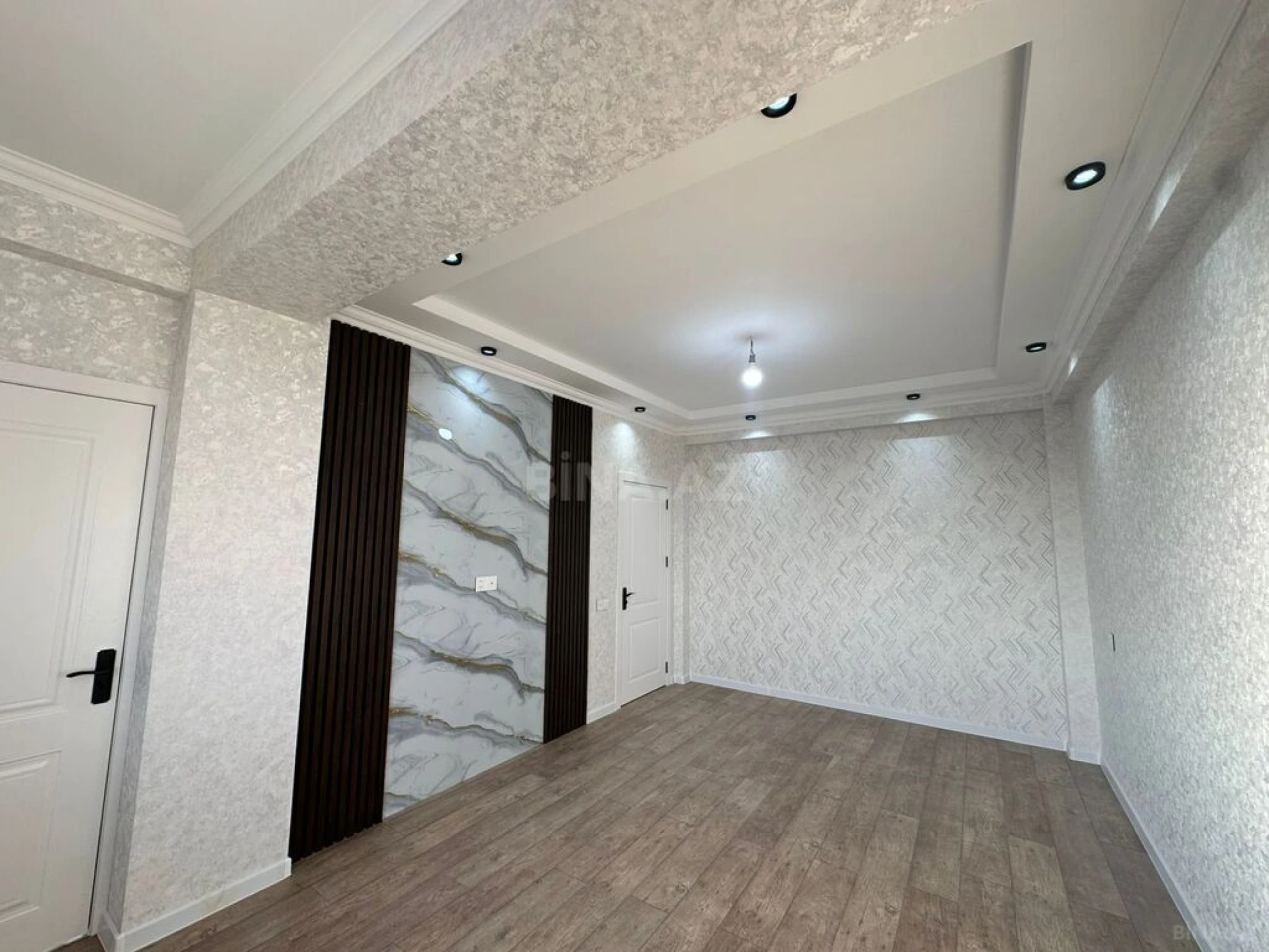 Satılır 2 otaqlı mənzil 42 m²