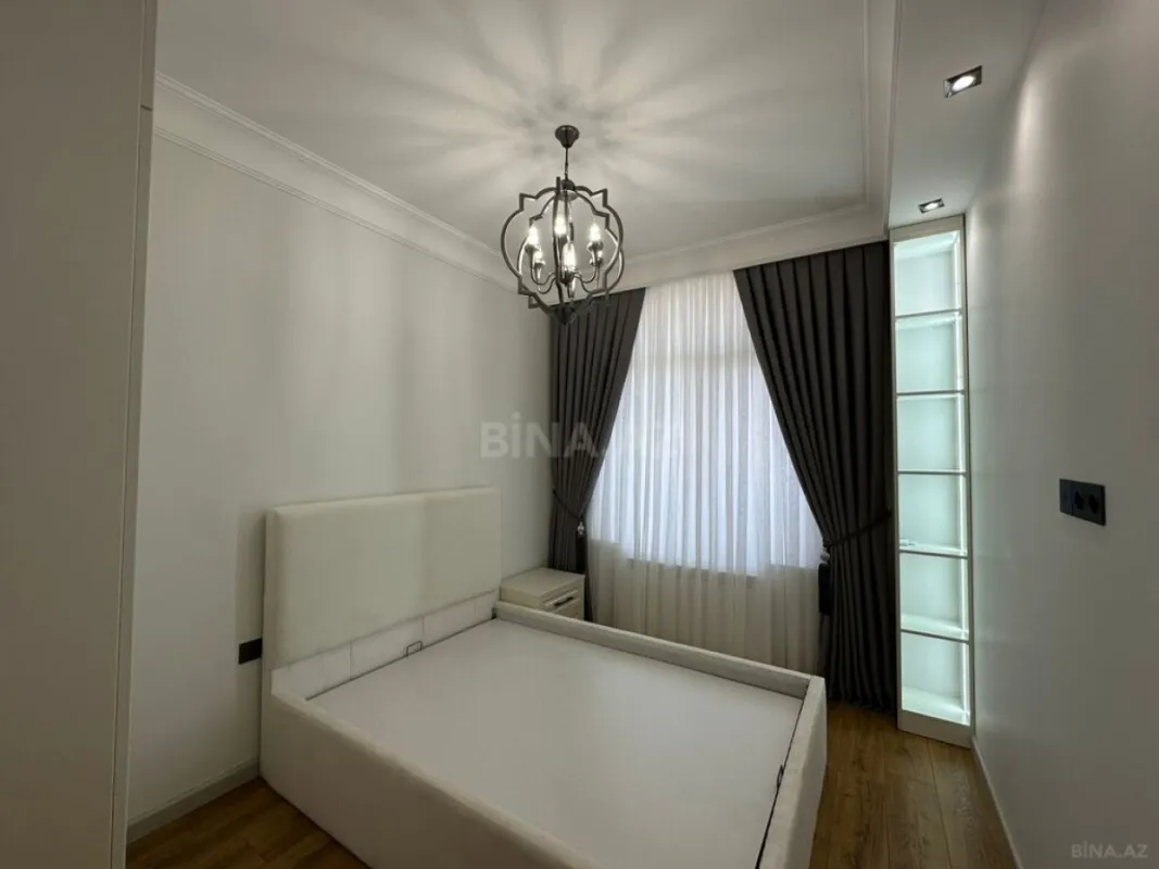Kirayə verilir 4 otaqlı mənzil 160 m²