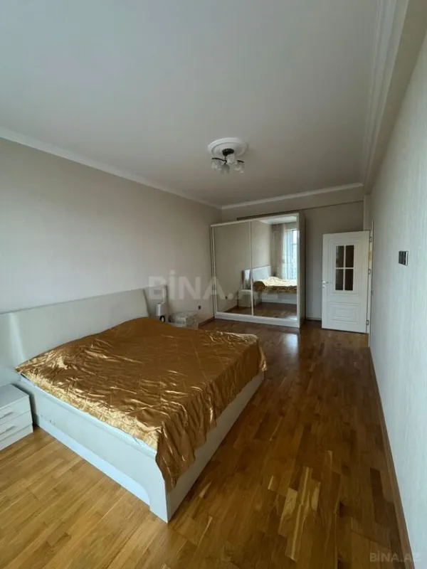 Kirayə verilir 2 otaqlı mənzil 75 m²