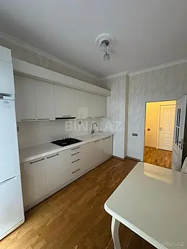 Kirayə verilir 2 otaqlı mənzil 75 m²