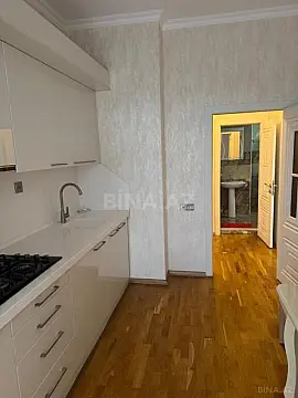 Kirayə verilir 2 otaqlı mənzil 75 m²