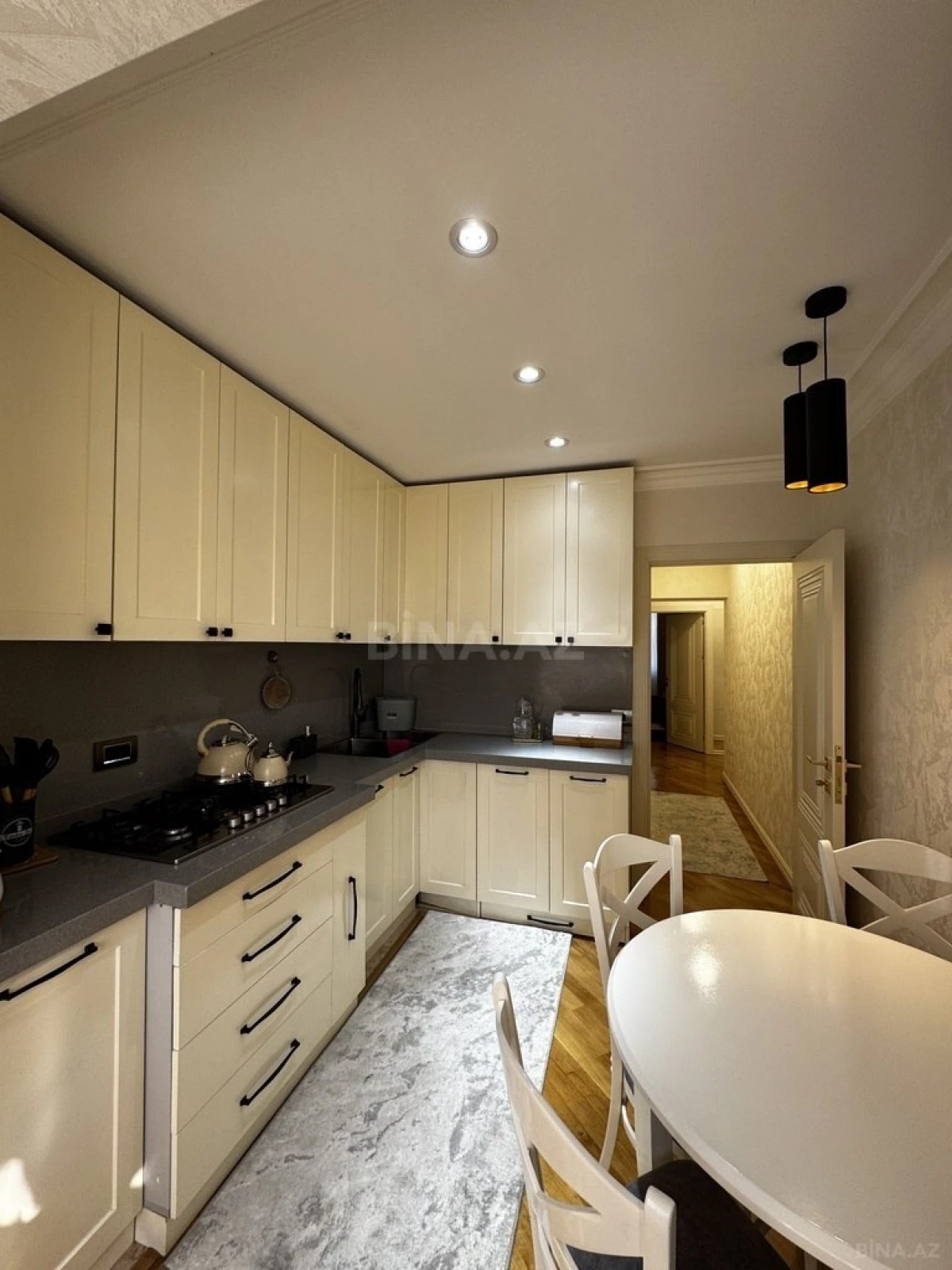 Satılır 3 otaqlı mənzil 90 m²