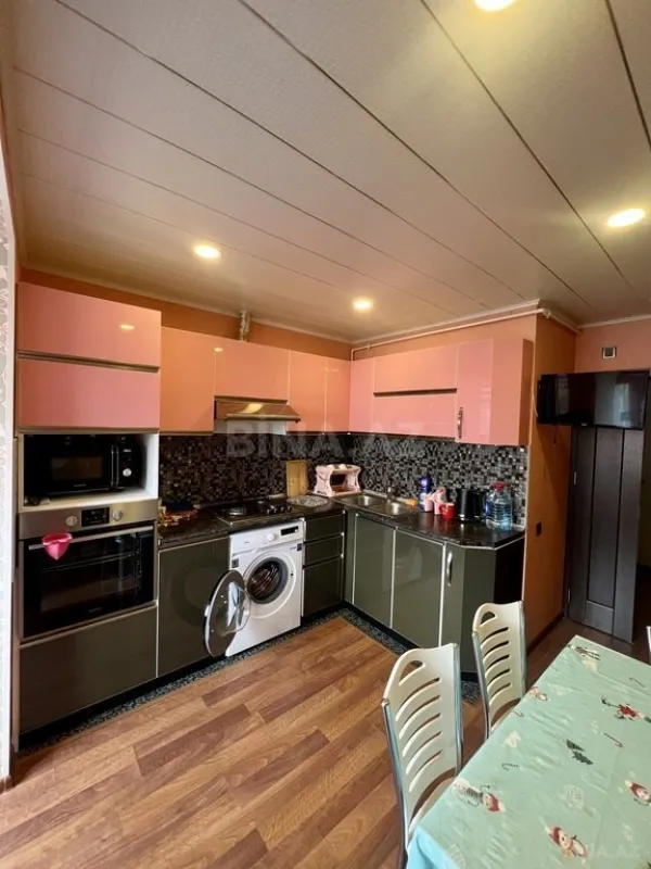 Kirayə verilir 3 otaqlı mənzil 80 m²