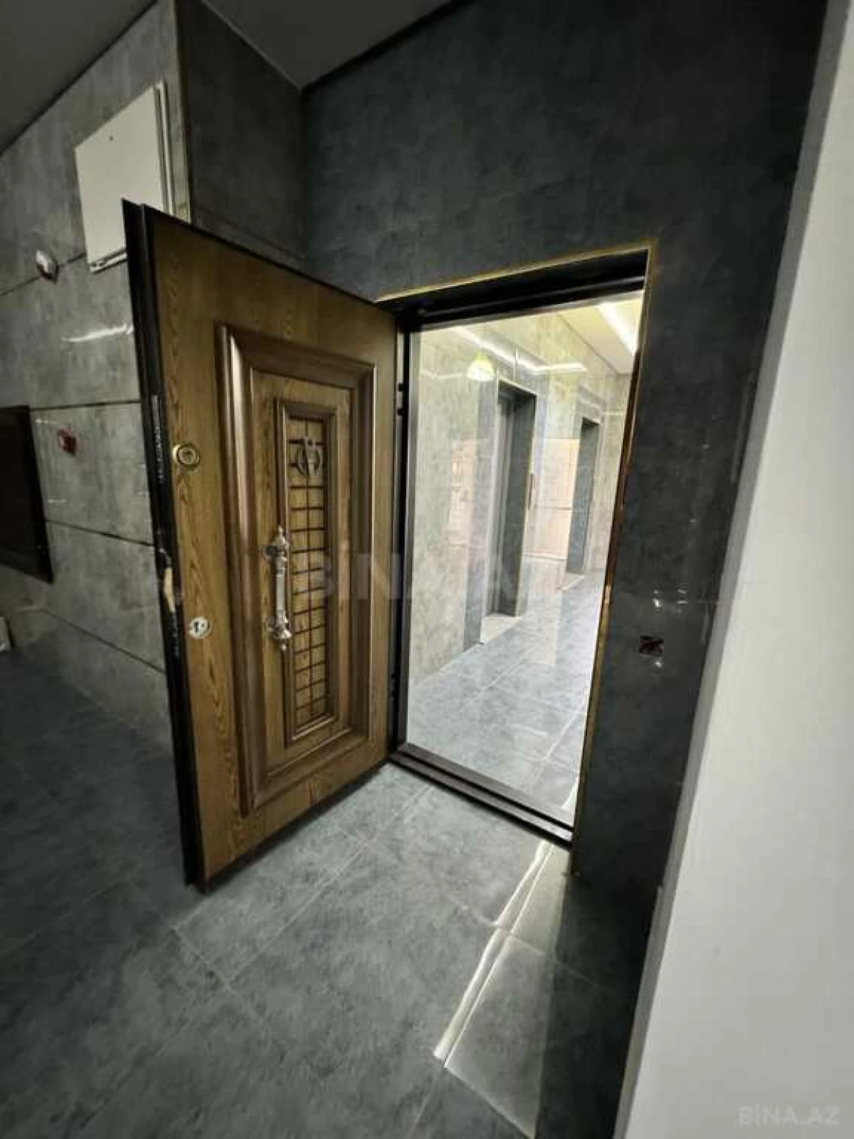Satılır 3 otaqlı mənzil 85 m²