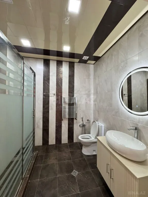 Satılır 3 otaqlı mənzil 140 m²
