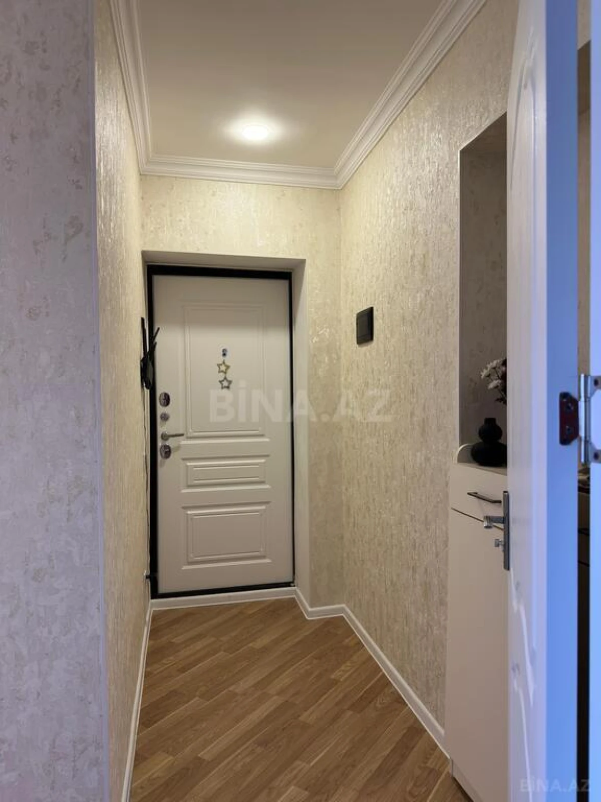Satılır 2 otaqlı mənzil 60 m²