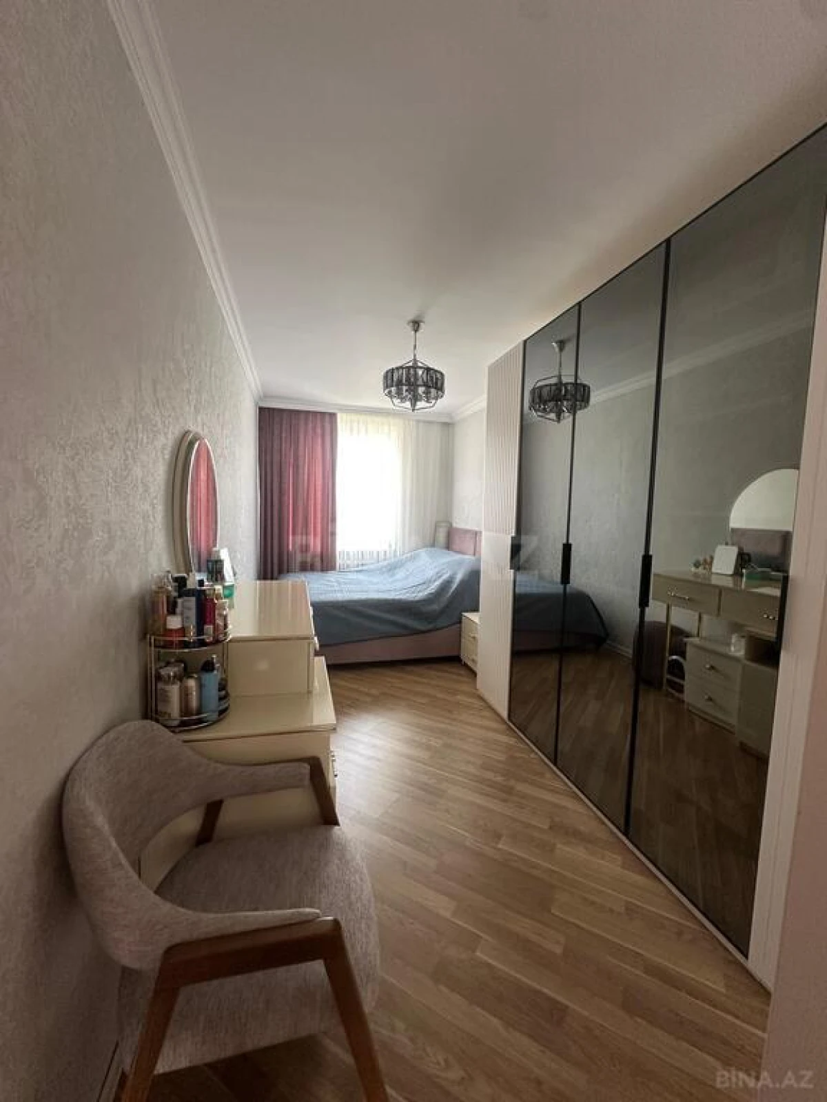 Satılır 2 otaqlı mənzil 60 m²