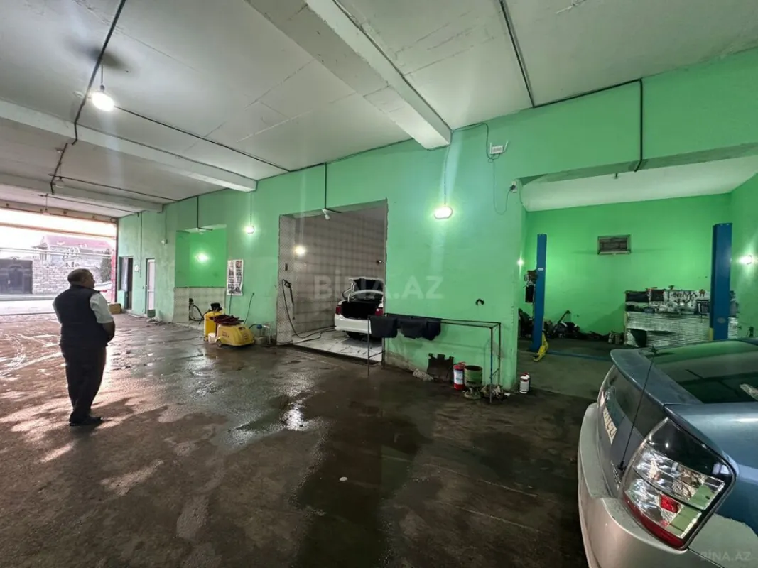 Satılır obyekt 826 m²