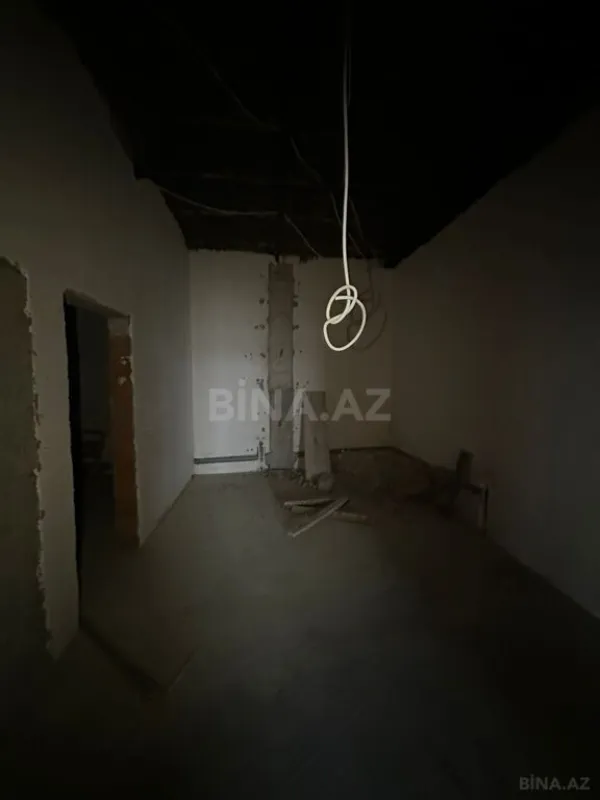 Satılır obyekt 826 m²