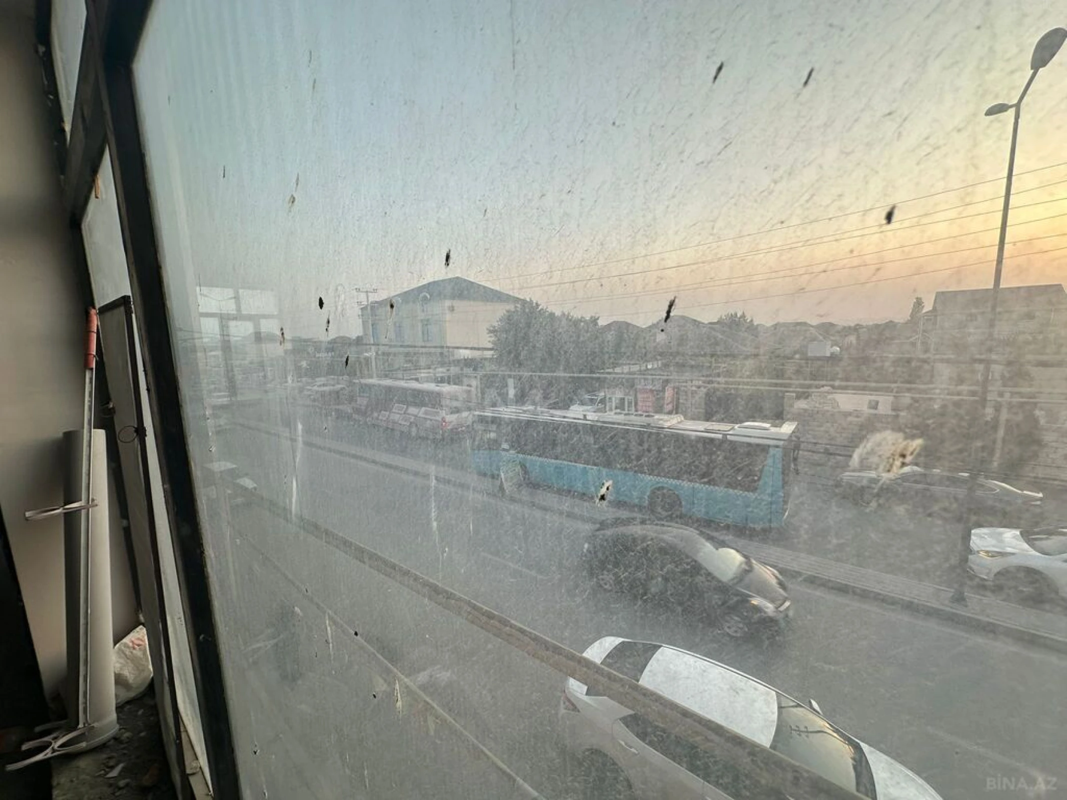 Satılır obyekt 826 m²