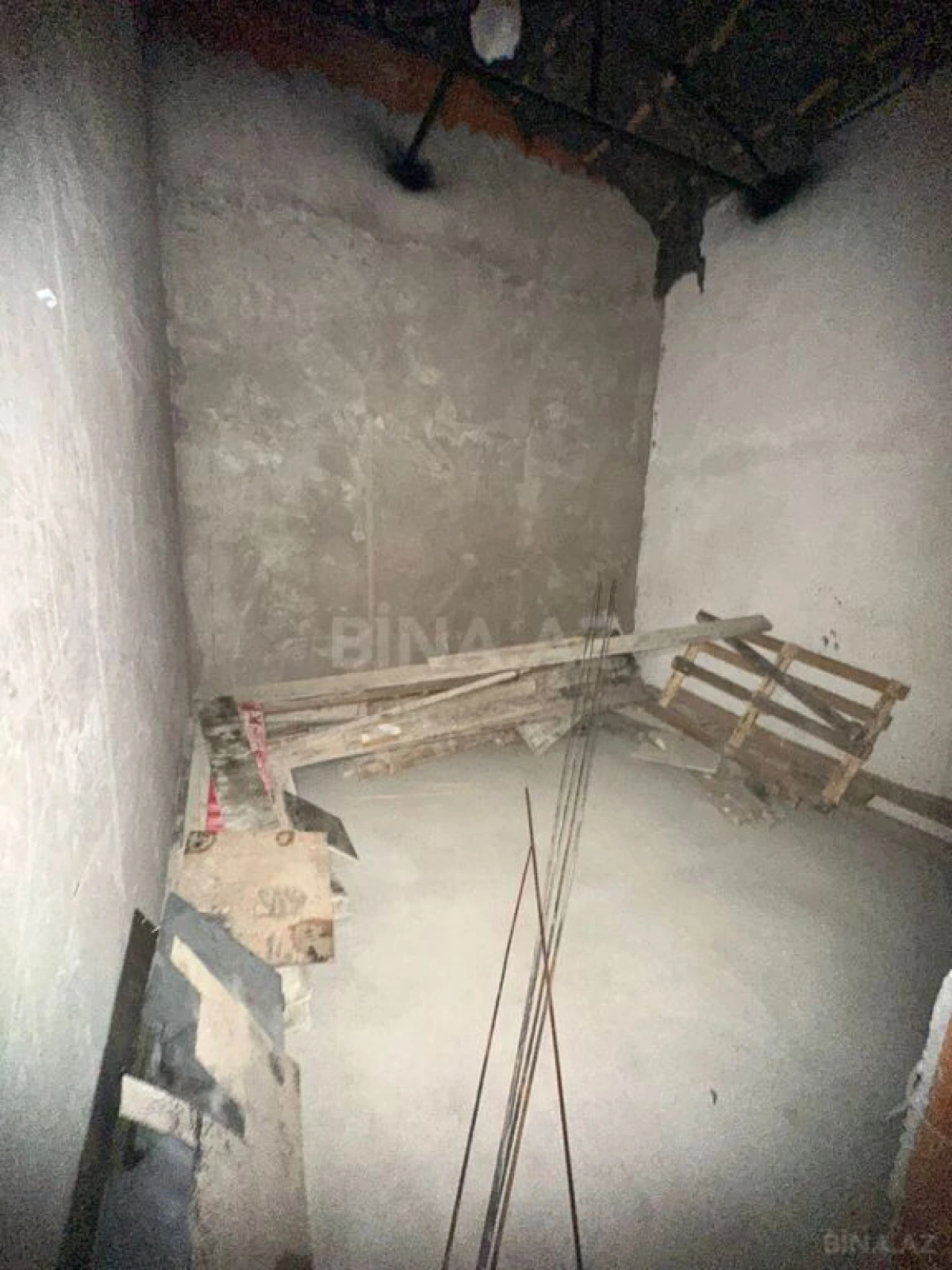 Satılır obyekt 826 m²